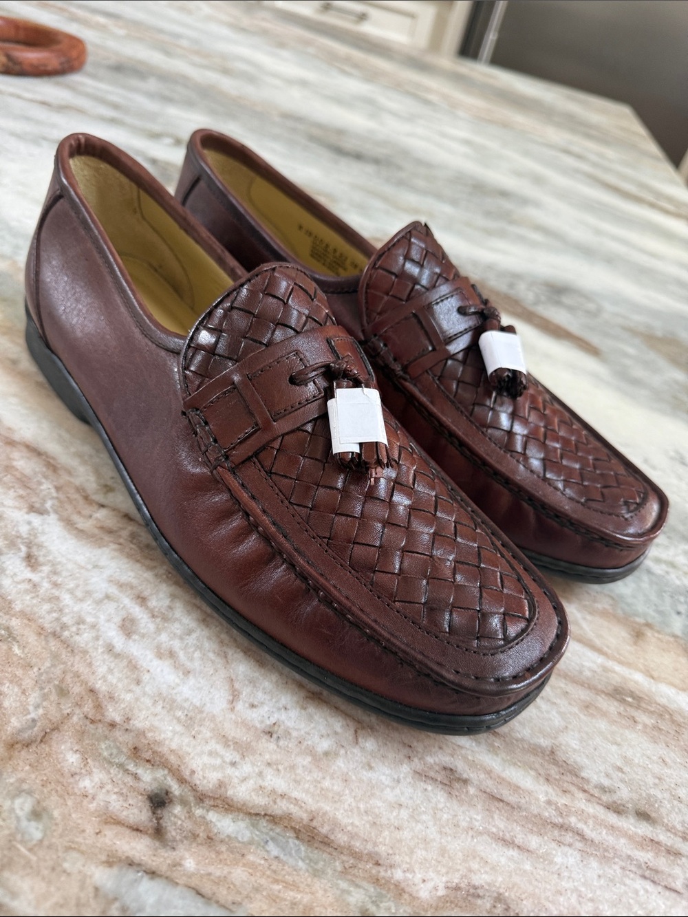 NWT Men’s FLORSHEIM SZ 12 D brown leather slip on loafers w/ tassels